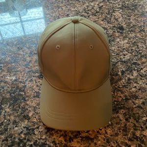 Lululemon hat